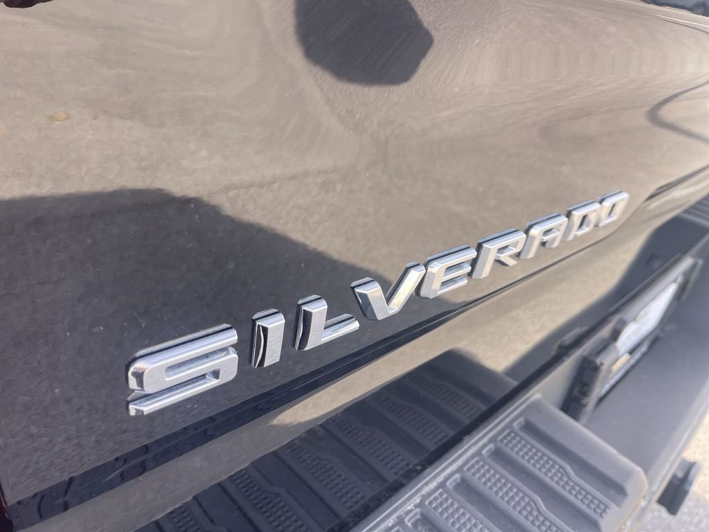 Used 2024 Chevrolet Silverado 1500 High Country w/ High Country Premium Package image 12