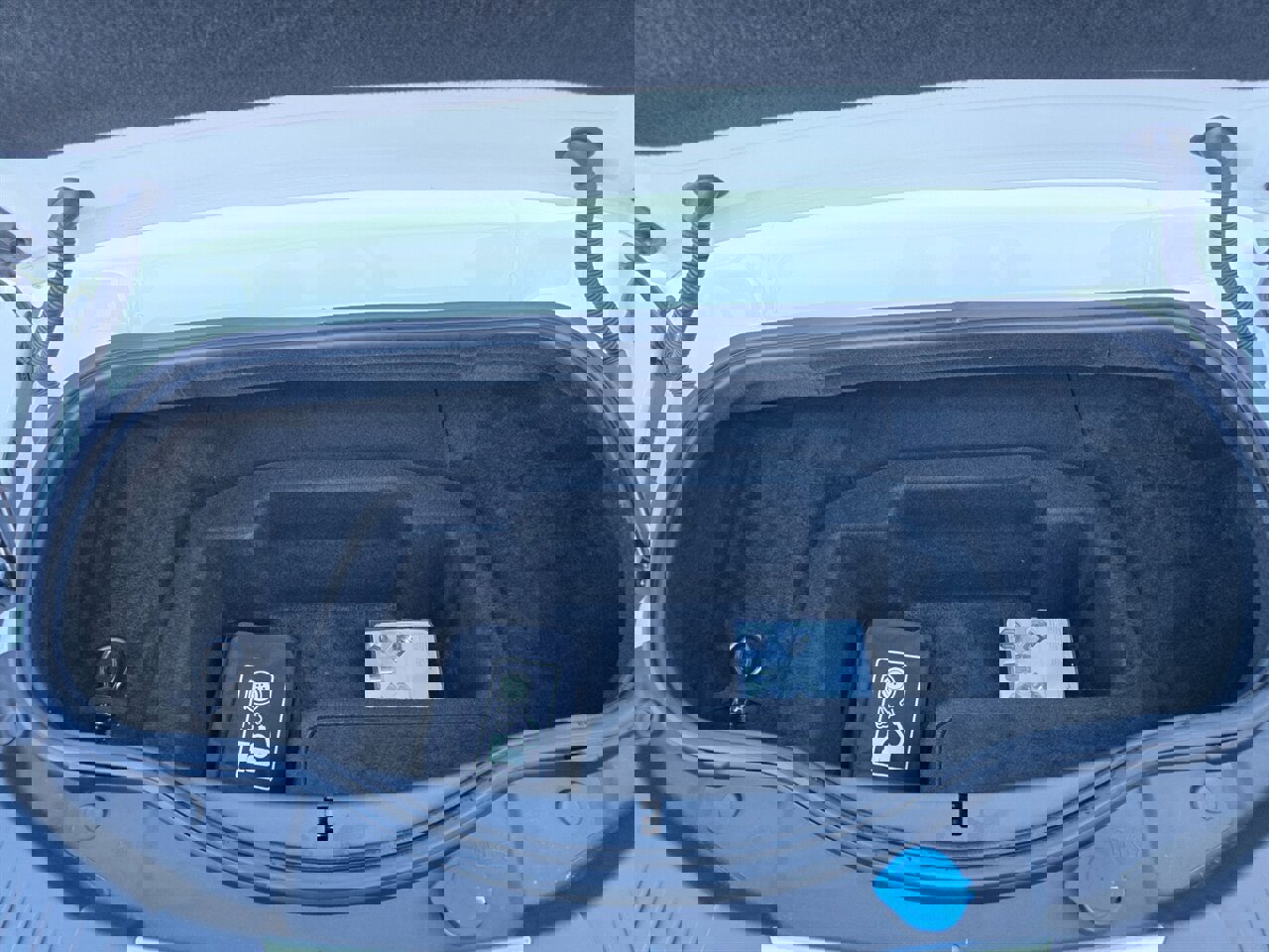 Used 2018 Jaguar F-TYPE R image 26