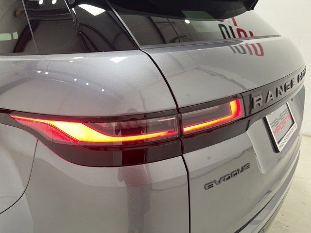 Used 2025 Land Rover Range Rover Evoque S image 59