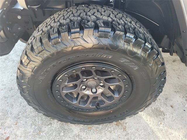 Used 2022 Jeep Wrangler Unlimited Rubicon w/ Xtreme Recon 35" Tire Package image 4