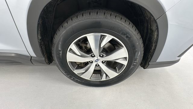 Used 2022 Subaru Ascent Premium image 9