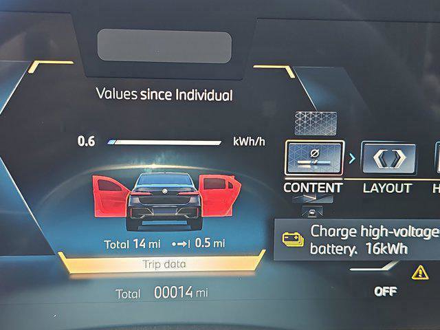 New 2025 BMW i7 xDrive60 image 19