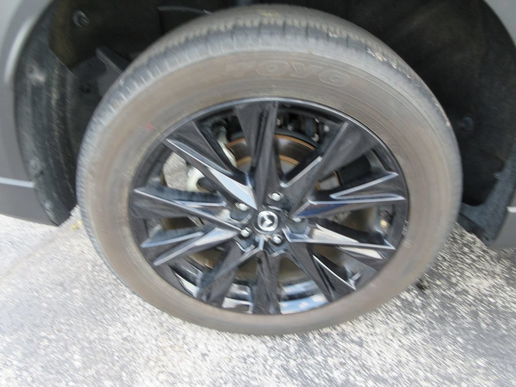 Used 2025 MAZDA CX-5 Carbon Edition AWD/4WD image 9