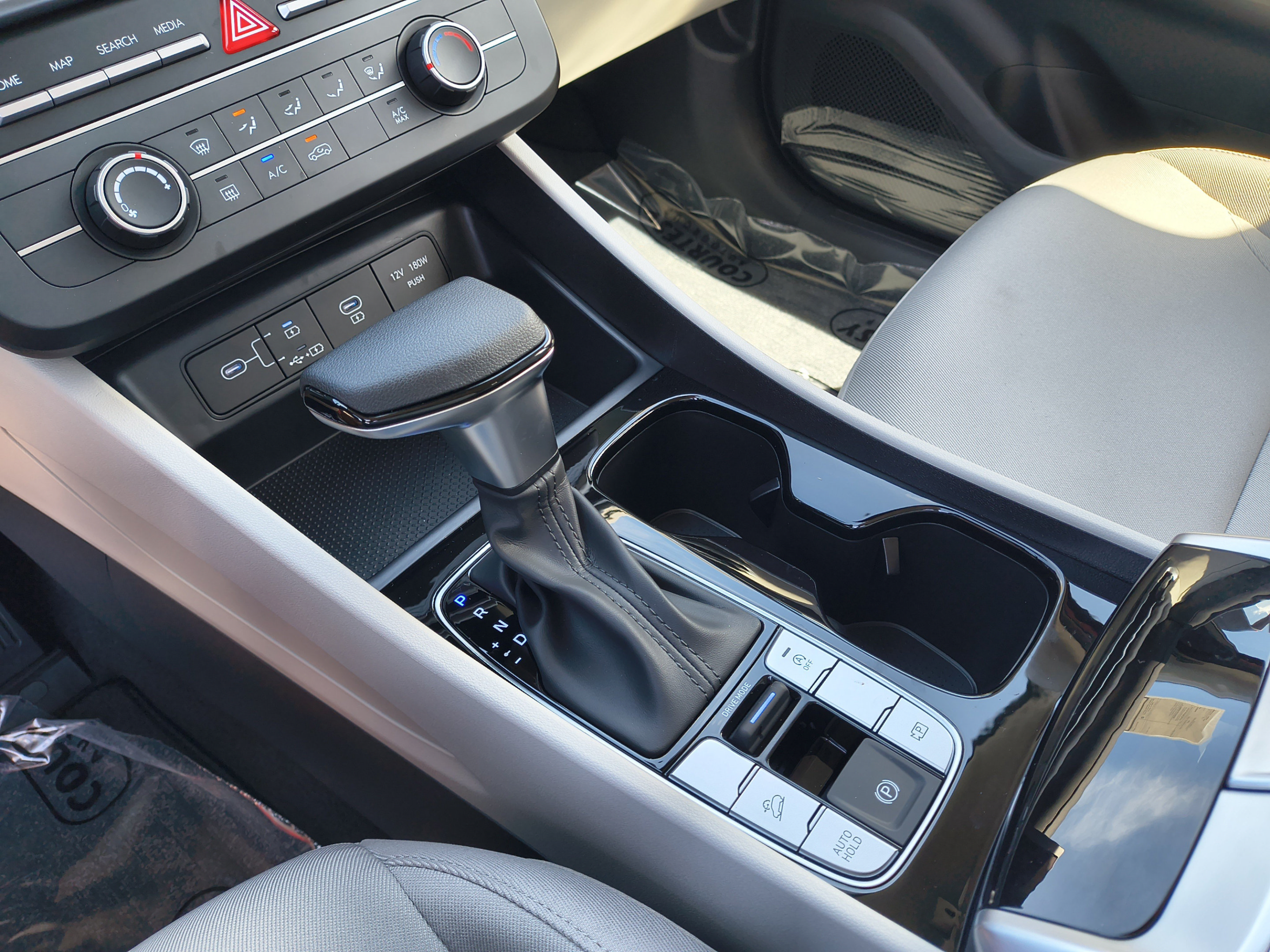New 2026 Hyundai Tucson SE FWD image 25