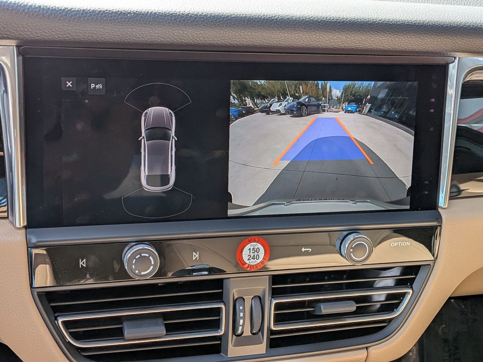 New 2026 Porsche Macan image 19