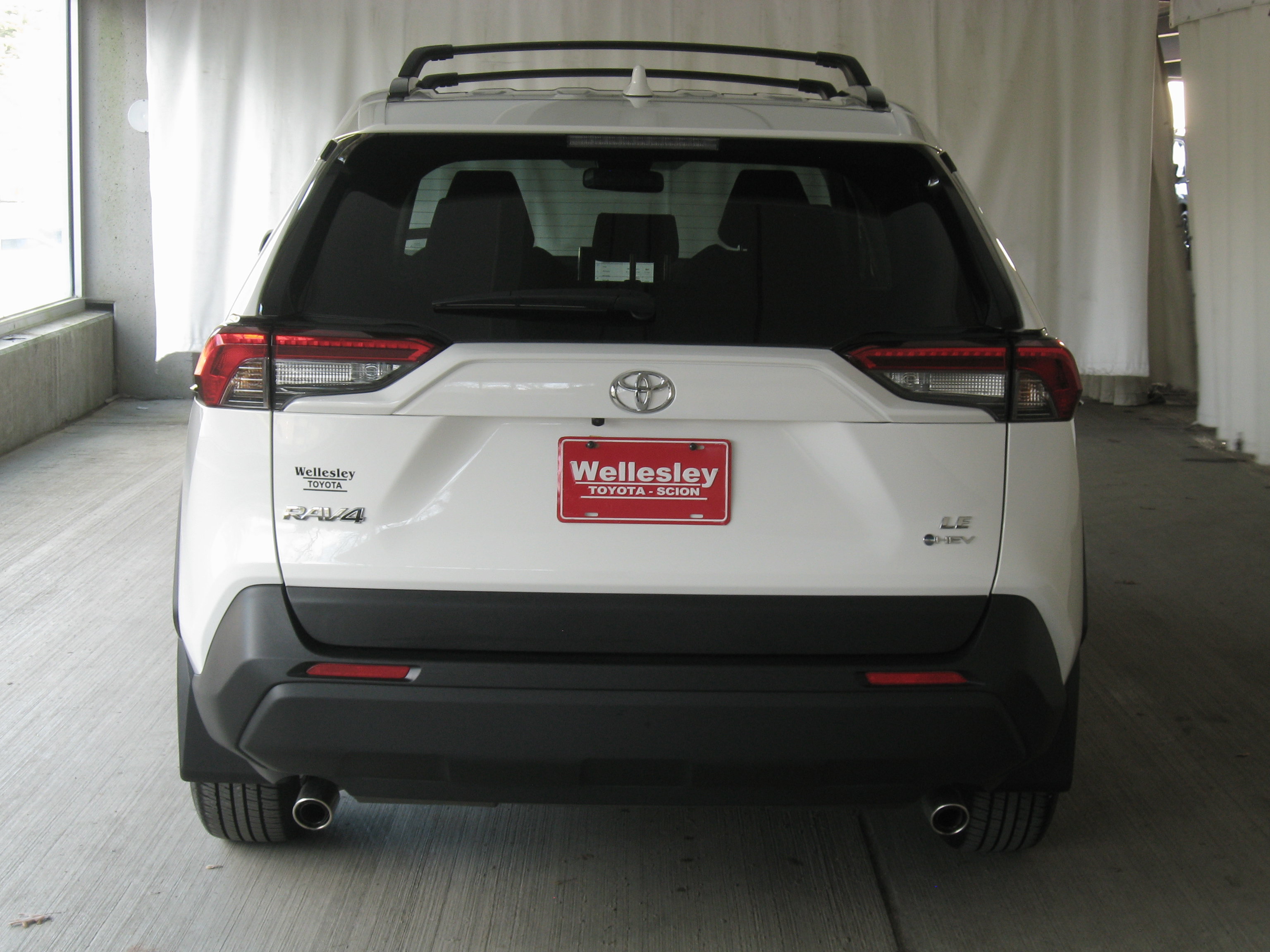 Certified 2025 Toyota RAV4 LE image 25