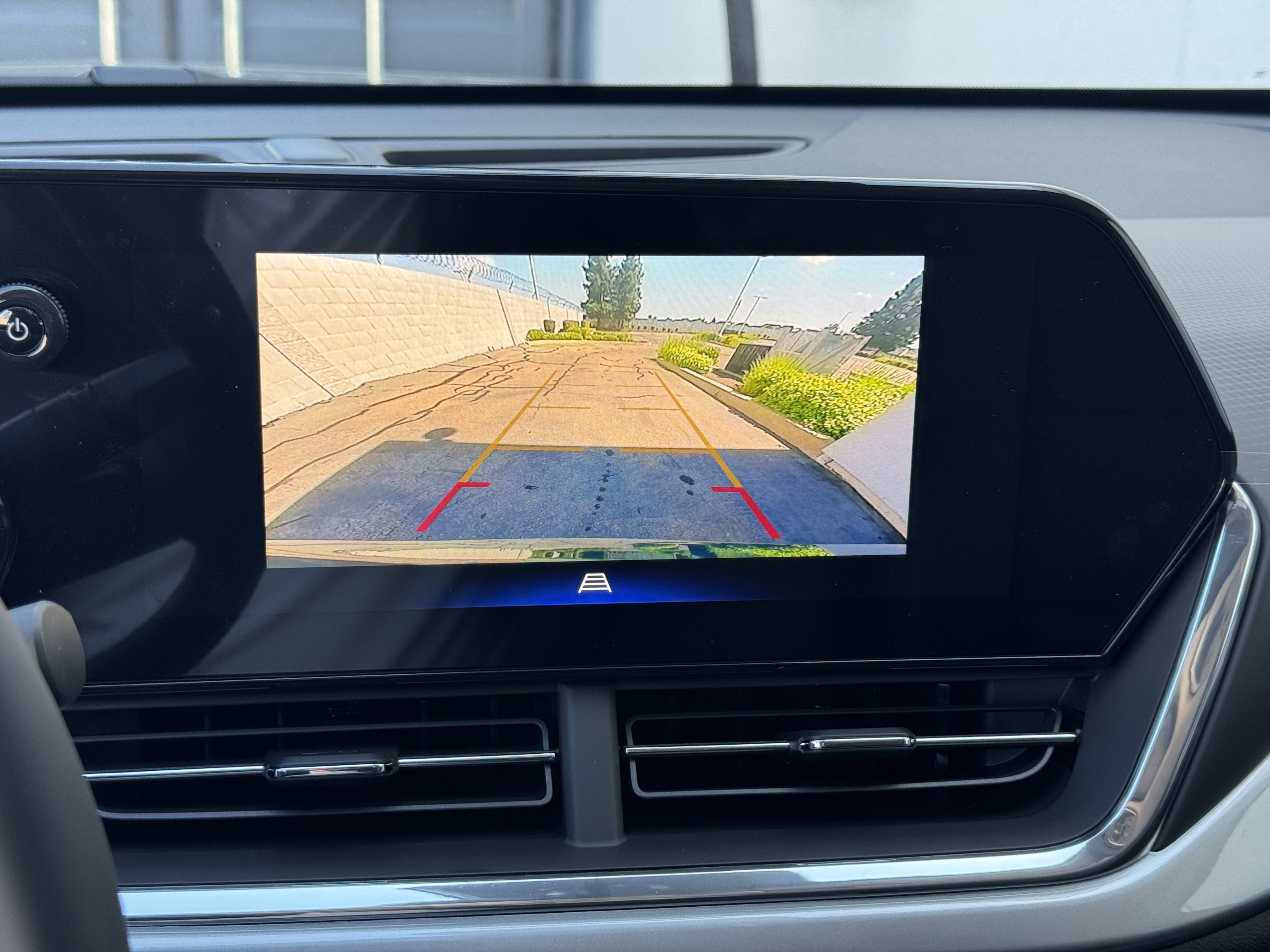 New 2026 Chevrolet Trax LT w/ Driver Confidence Package image 27