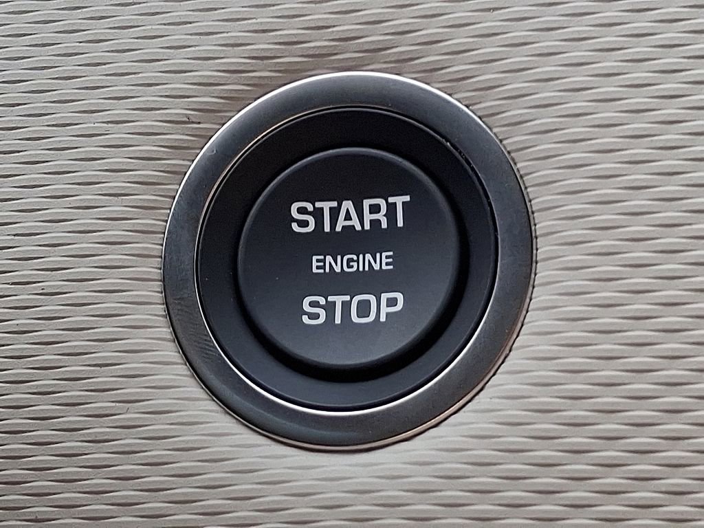 New 2026 Land Rover Discovery Sport Landmark image 12