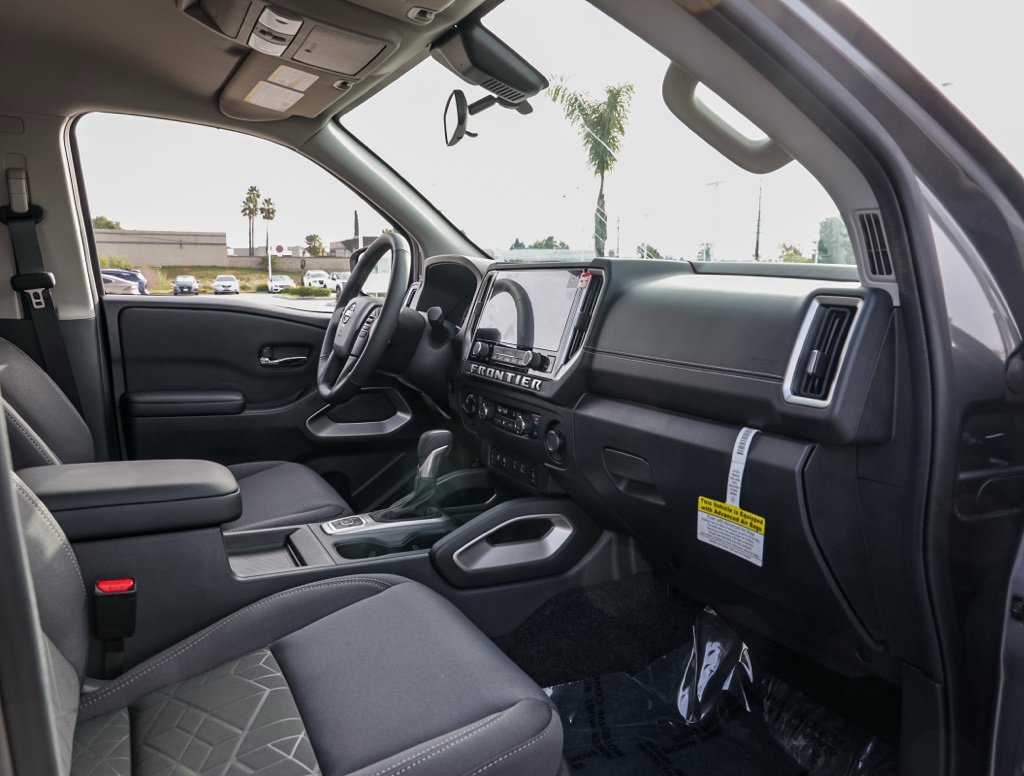 New 2026 Nissan Frontier SV image 20