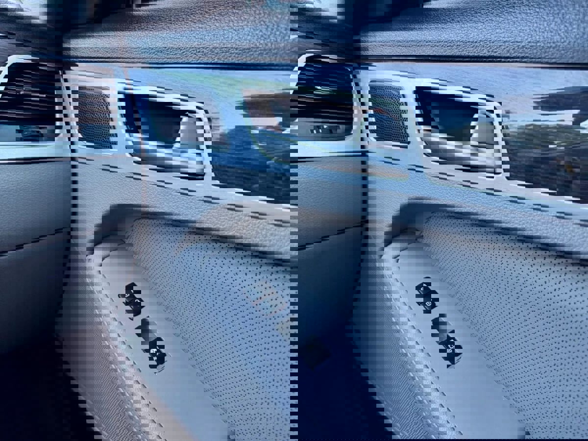 Used 2017 Genesis G80 3.8 w/ Option Group 02 image 21