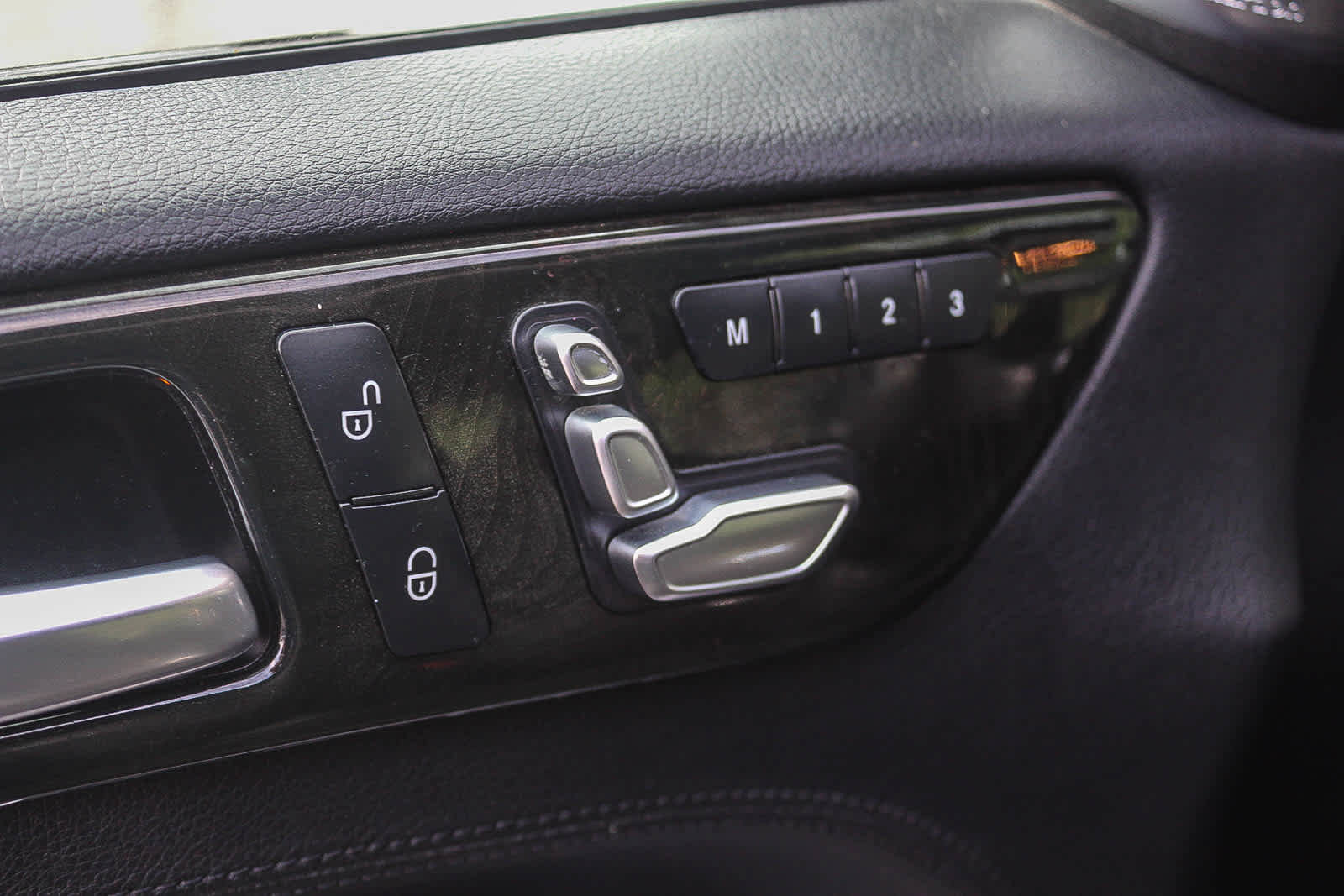 Used 2018 Mercedes-Benz GLE 43 AMG 4MATIC image 21