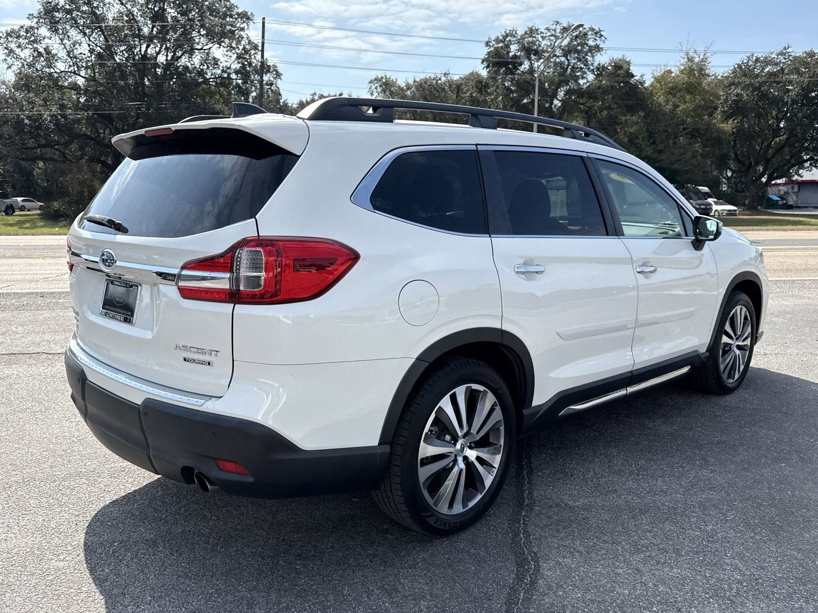Used 2019 Subaru Ascent Touring AWD/4WD image 4