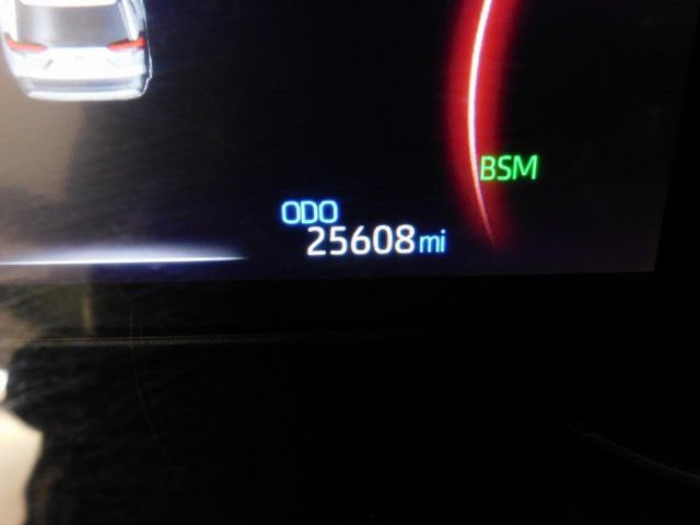 Used 2023 Toyota RAV4 XLE Premium image 39