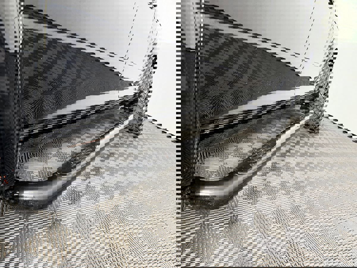 Used 2015 RAM 1500 Laramie Limited image 27