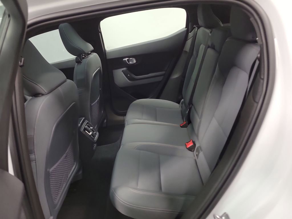 Used 2022 Polestar Polestar 2 Long Range Dual Motor w/ Plus Package image 23