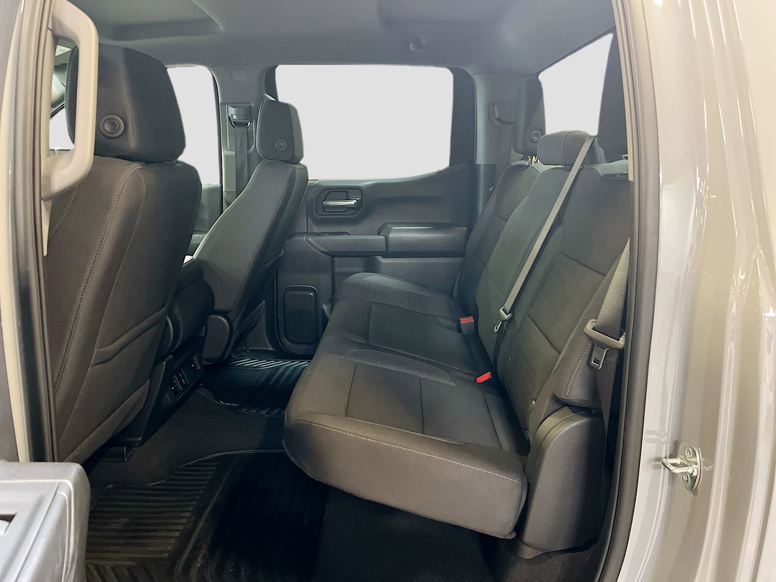 Used 2025 Chevrolet Silverado 1500 Custom Trail Boss AWD/4WD image 22