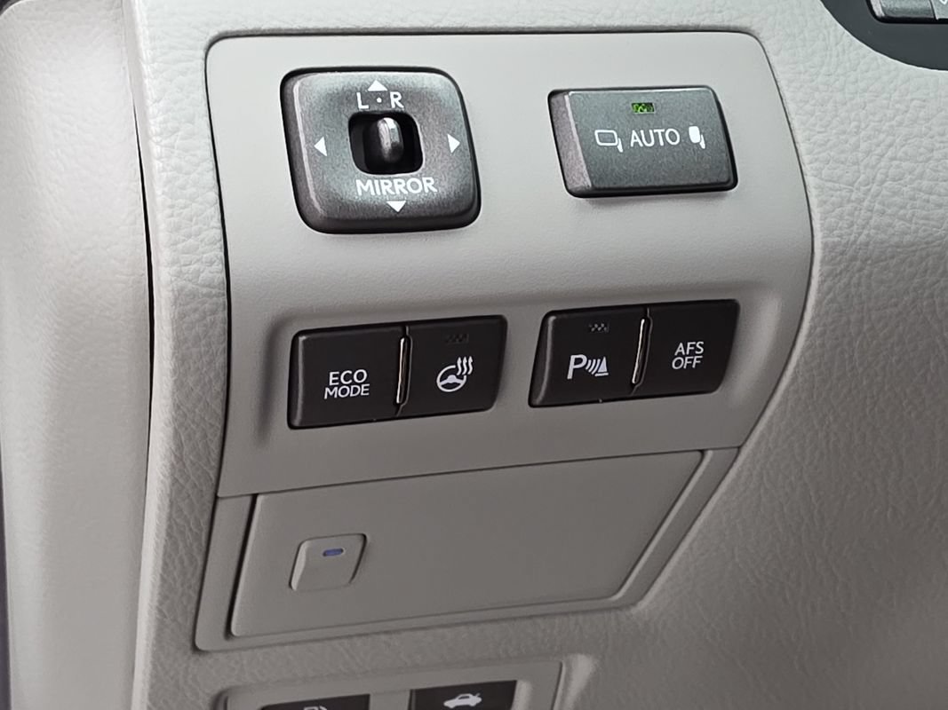 Used 2011 Lexus LS 460 L AWD/4WD image 29