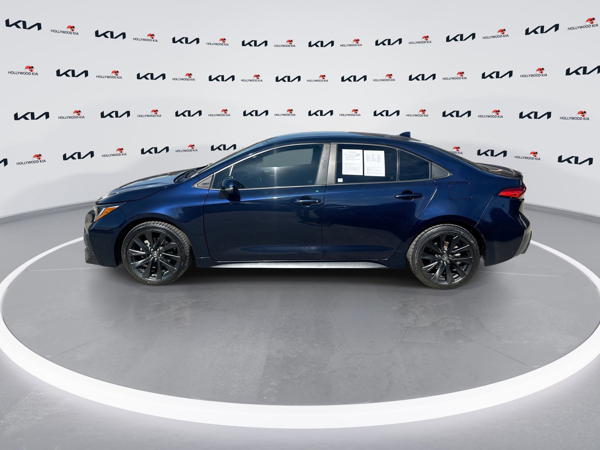 Used 2022 Toyota Corolla SE image 5