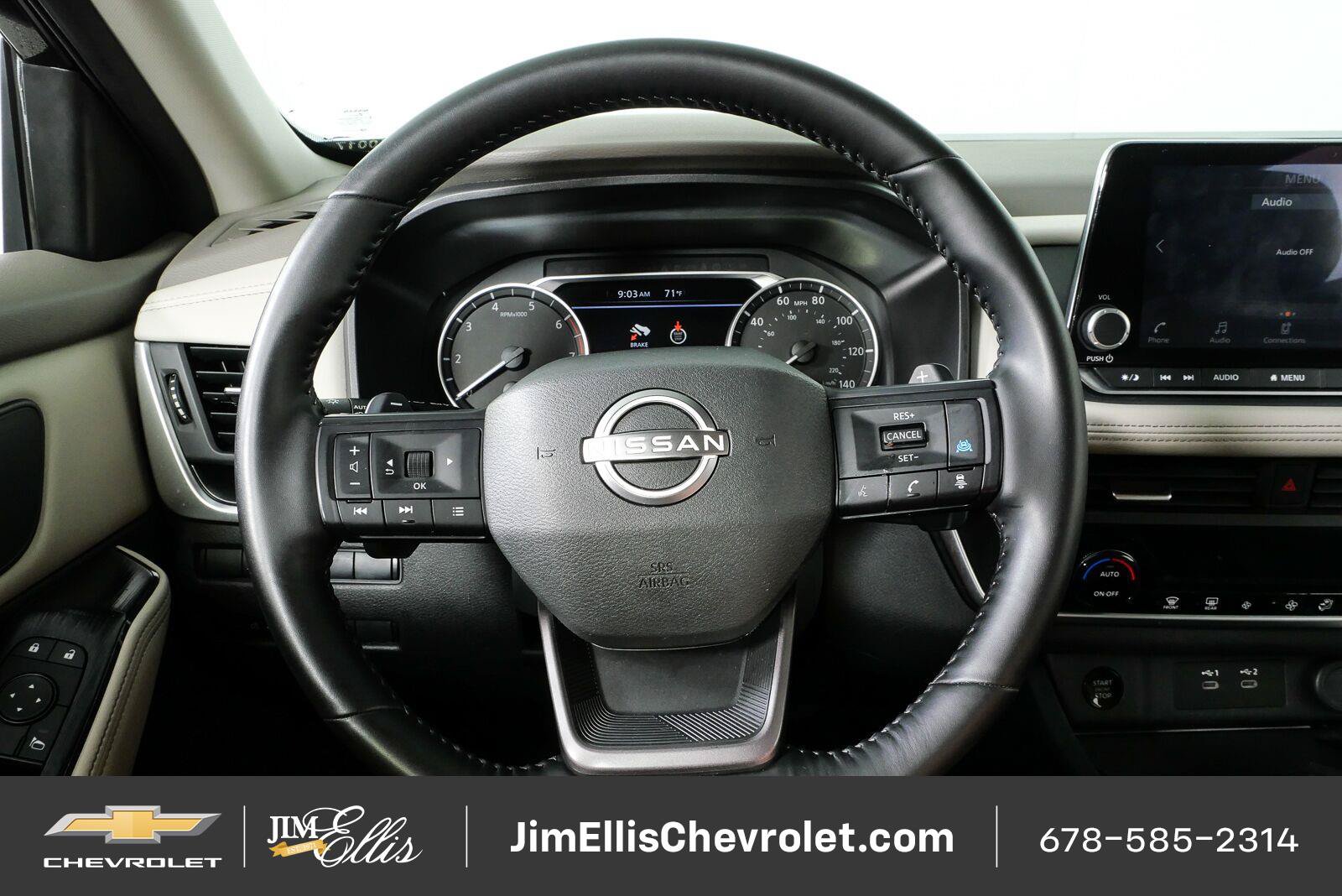 Used 2025 Nissan Rogue SV AWD/4WD image 9