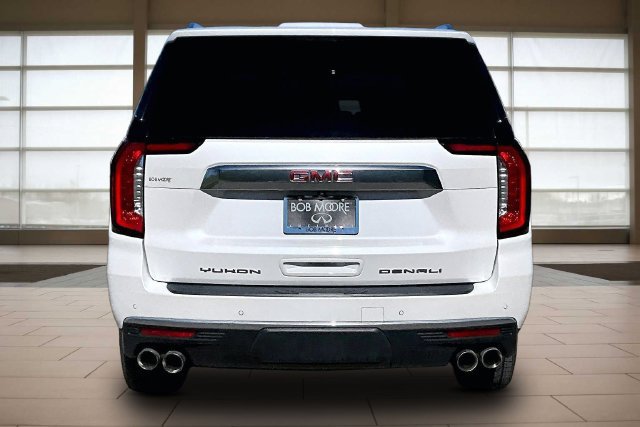 Used 2023 GMC Yukon Denali w/ LPO, Floor Liner Package AWD/4WD image 4