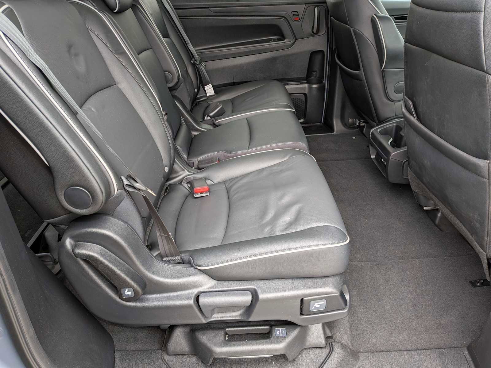 Used 2025 Honda Odyssey Touring image 18
