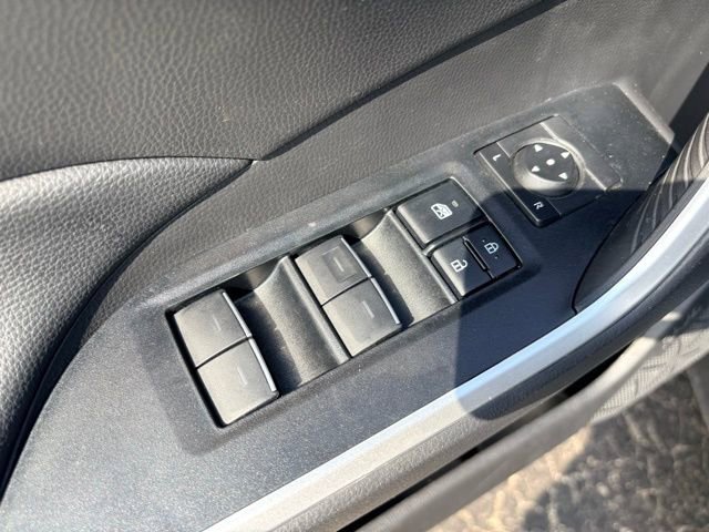 Used 2025 Toyota RAV4 XLE image 22