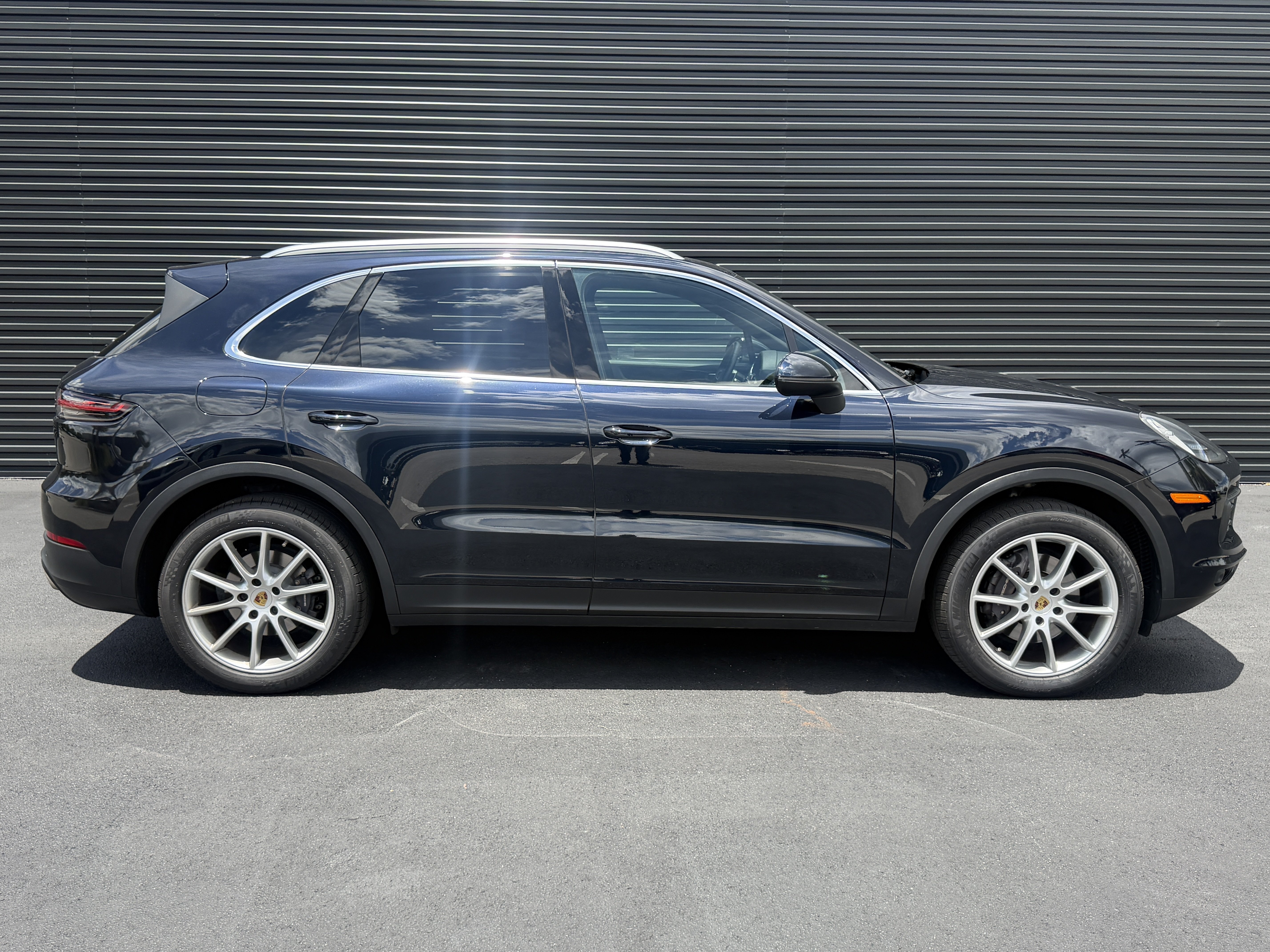 Certified 2020 Porsche Cayenne AWD/4WD image 8