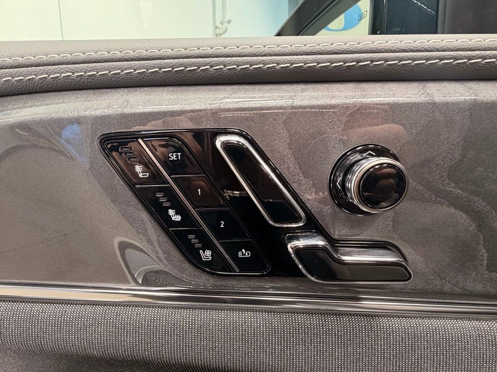 Used 2026 Cadillac Escalade IQL Sport 1 AWD/4WD image 28