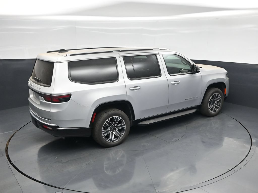 Used 2025 Jeep Wagoneer Series II AWD/4WD image 43