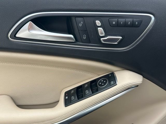 Used 2020 Mercedes-Benz GLA 250 4MATIC image 33