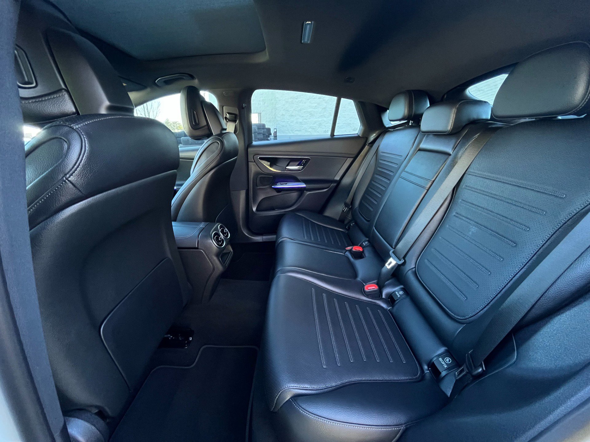 Used 2025 Mercedes-Benz GLC 300 4MATIC NIGHT PKG, AMG LINE PKG image 26