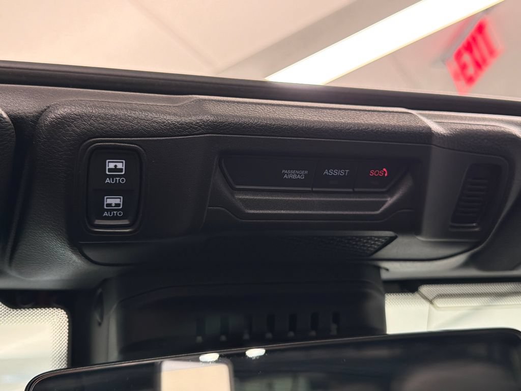 Used 2024 Jeep Wrangler High Altitude AWD/4WD image 30