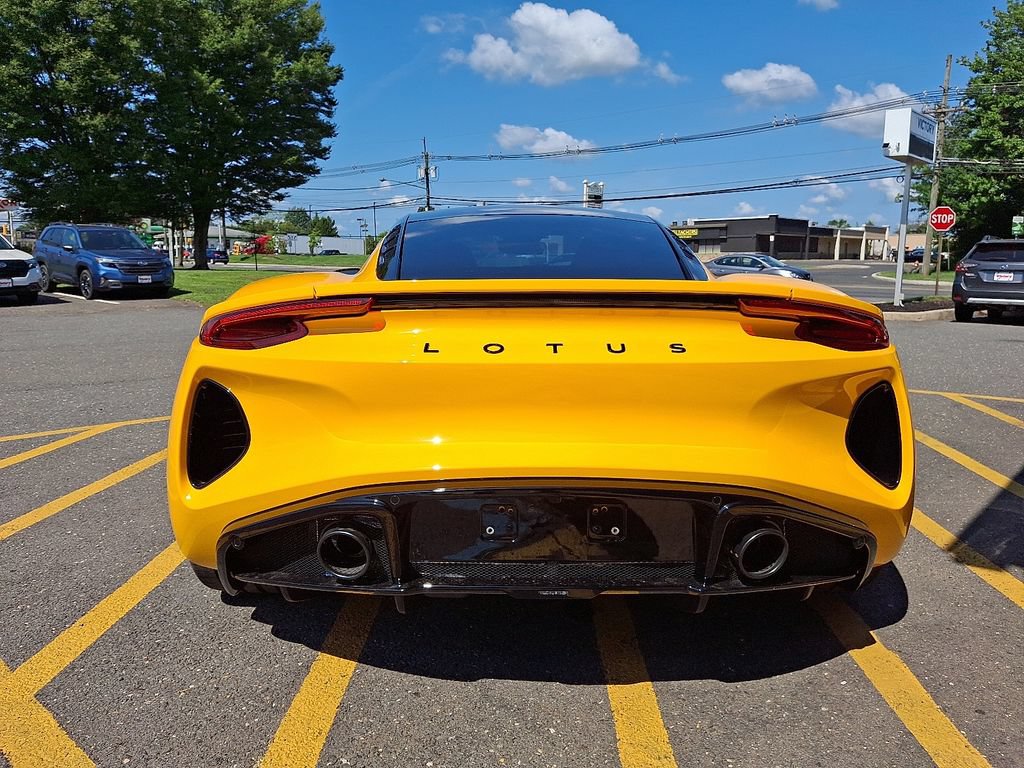 Used 2025 Lotus Emira RWD image 4