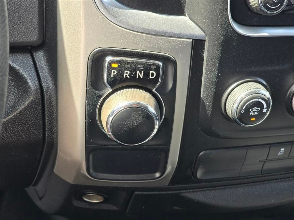 Used 2020 RAM 1500 Classic SLT RWD image 18