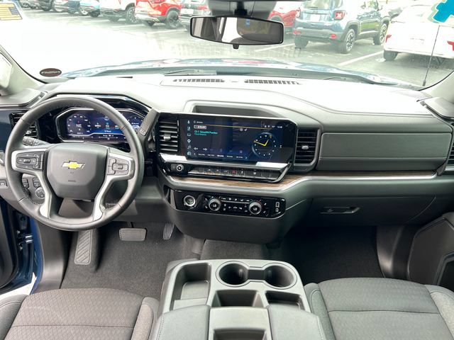 Used 2024 Chevrolet Silverado 1500 LT AWD/4WD image 15