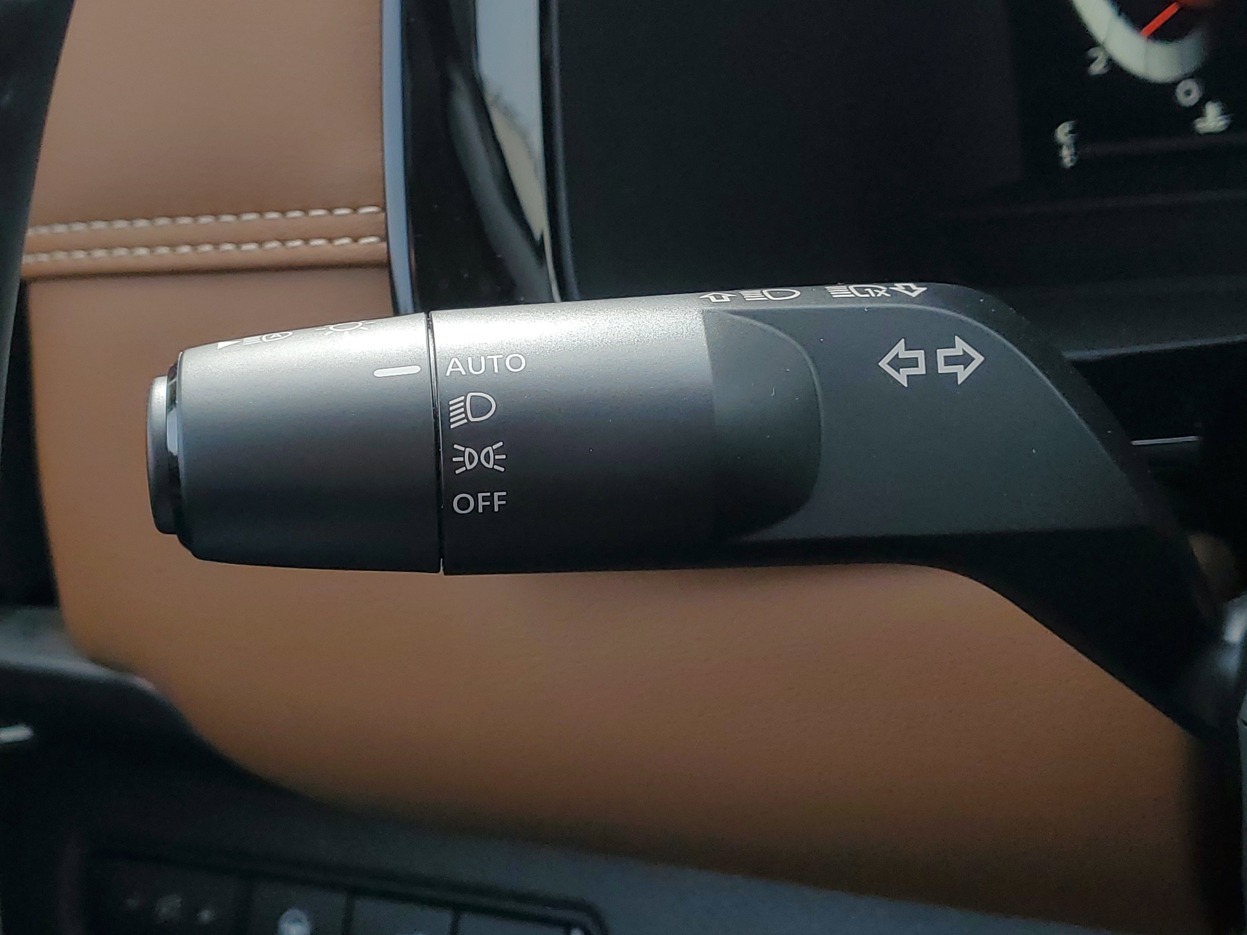 New 2026 Nissan Pathfinder Platinum image 12