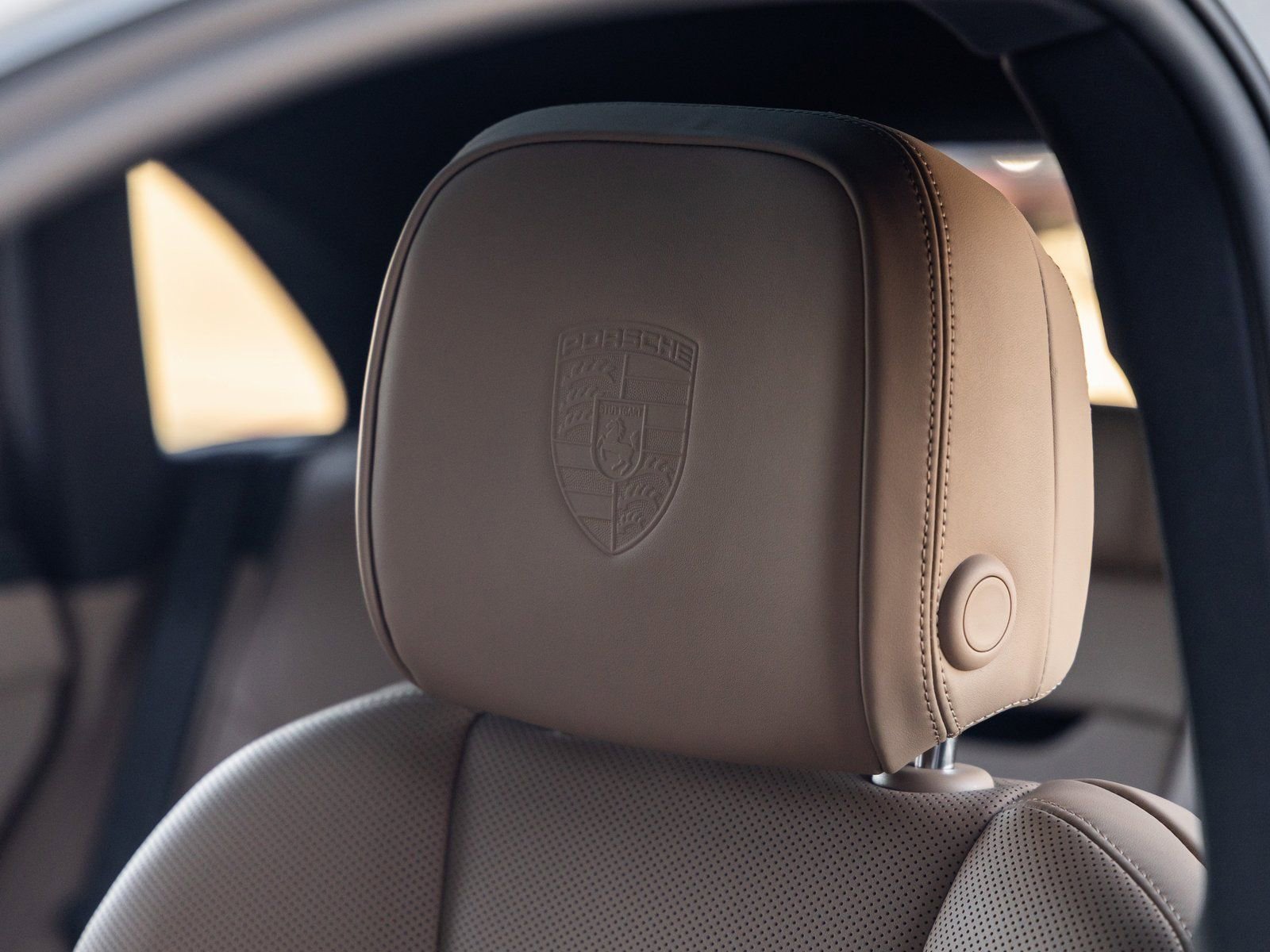 New 2026 Porsche Macan S image 27