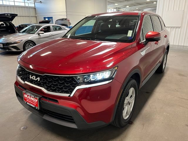 Used 2022 Kia Sorento LX AWD/4WD image 7