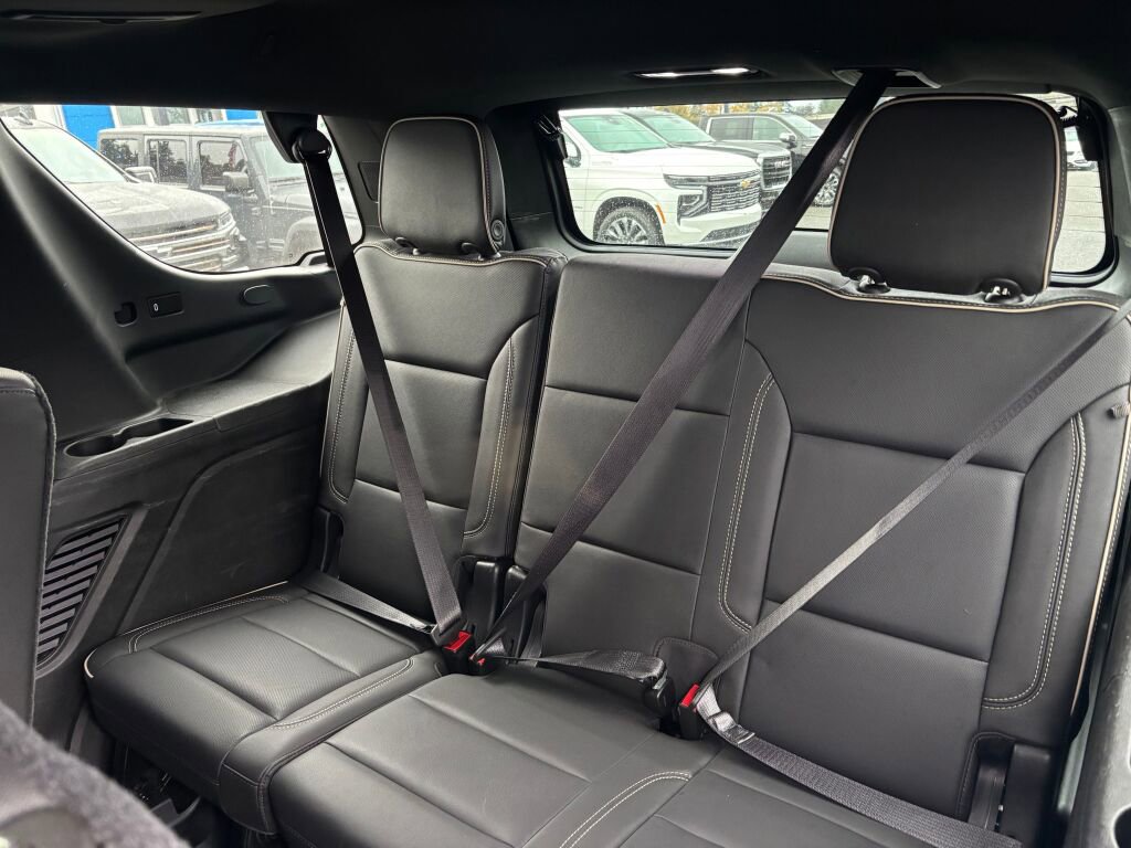 Used 2021 GMC Yukon SLT image 13