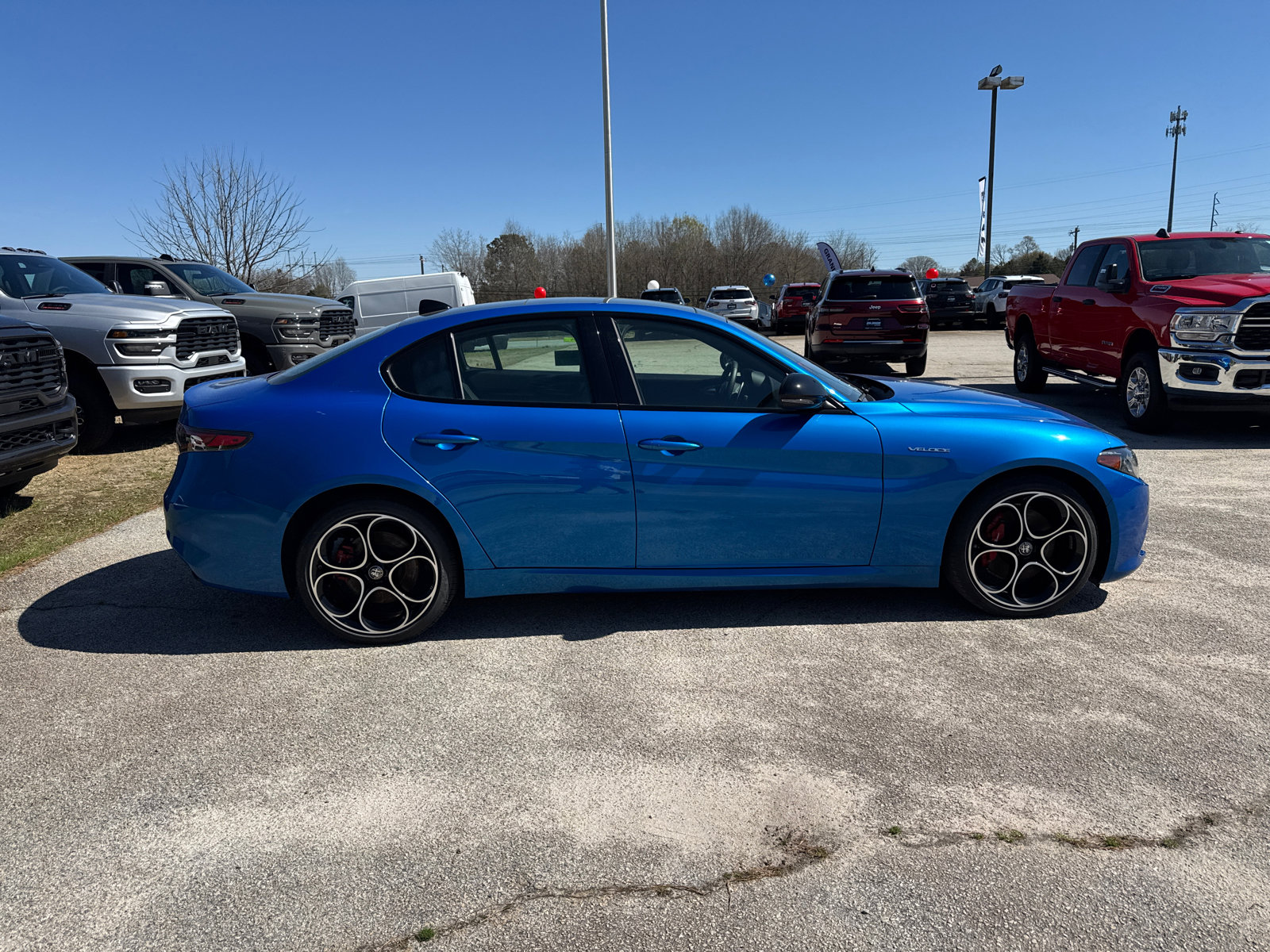 Used 2024 Alfa Romeo Giulia Veloce image 4