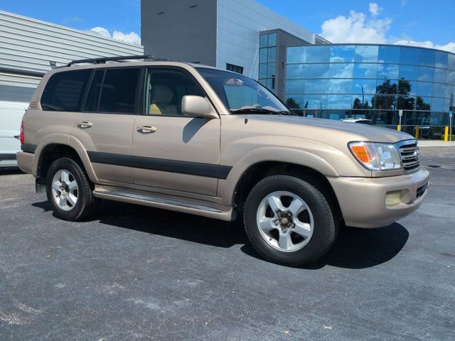 Used 2004 Toyota Land Cruiser AWD/4WD image 2