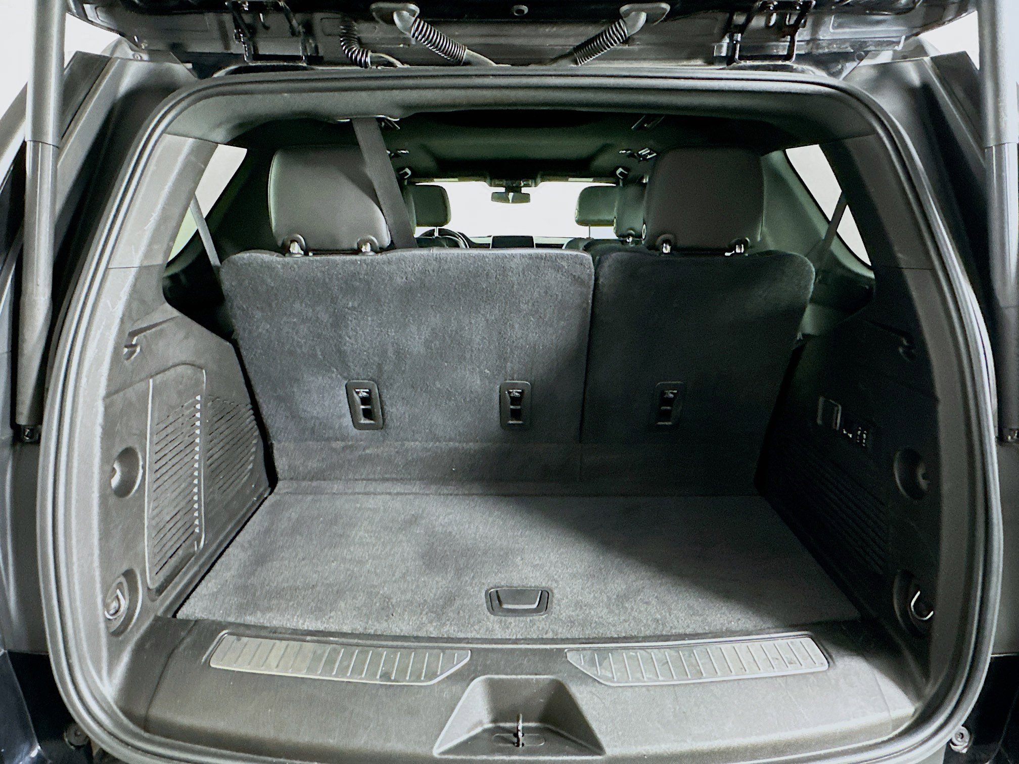 Used 2021 Chevrolet Tahoe Z71 w/ Z71 Signature Package image 31