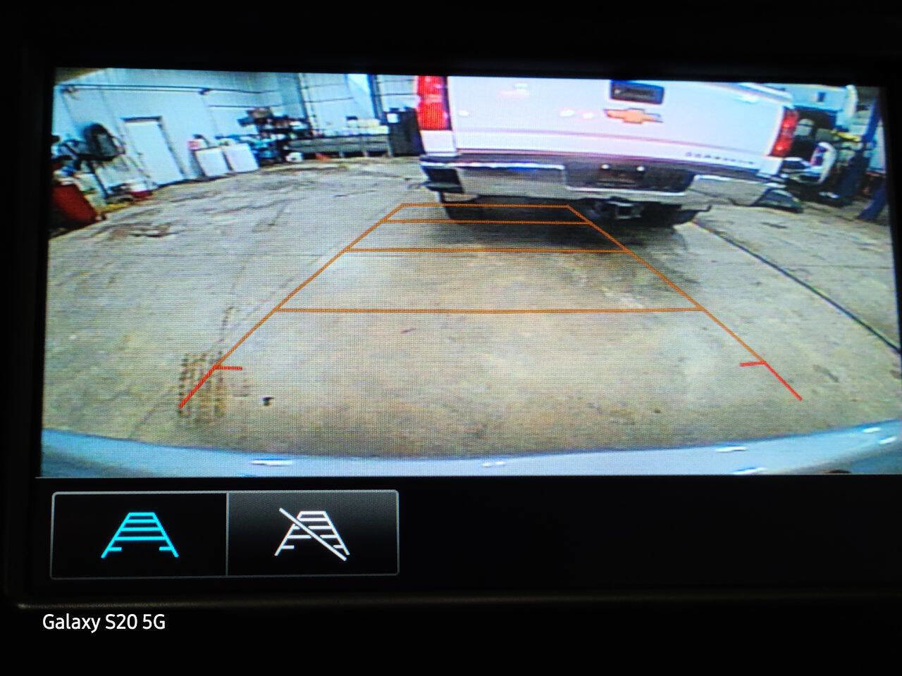 Used 2018 Chevrolet Equinox LS image 34