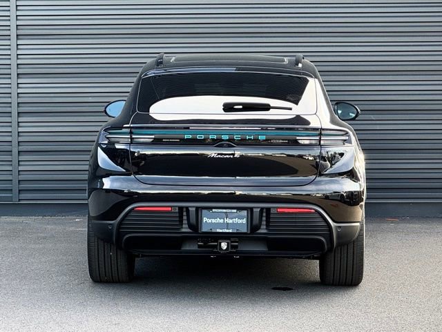 New 2026 Porsche Macan 4 Electric AWD/4WD image 6