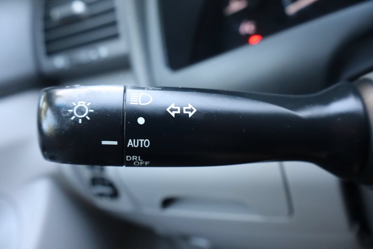 Used 2009 Toyota Camry Hybrid FWD image 31