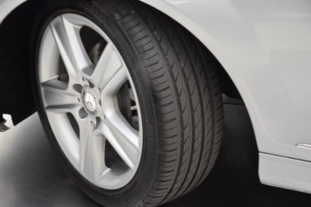 Used 2011 Mercedes-Benz C 300 Sedan image 28