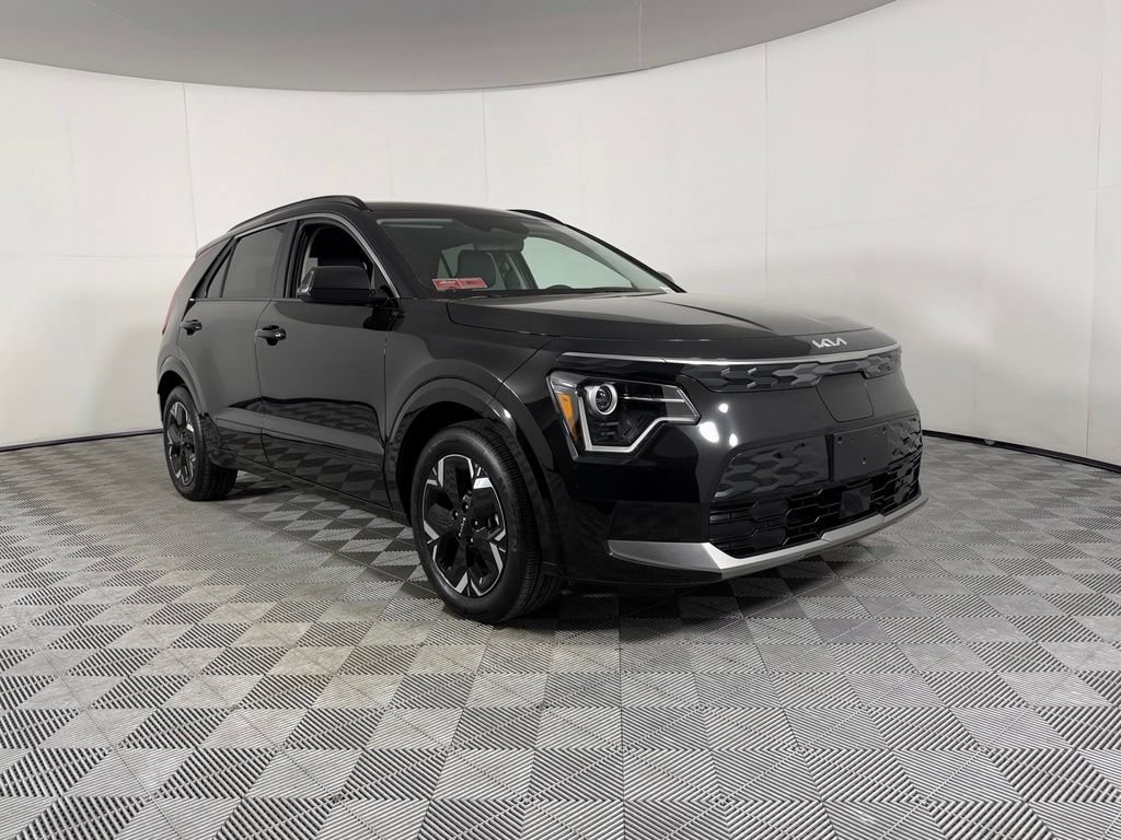 Used 2025 Kia Niro Wind FWD image 5