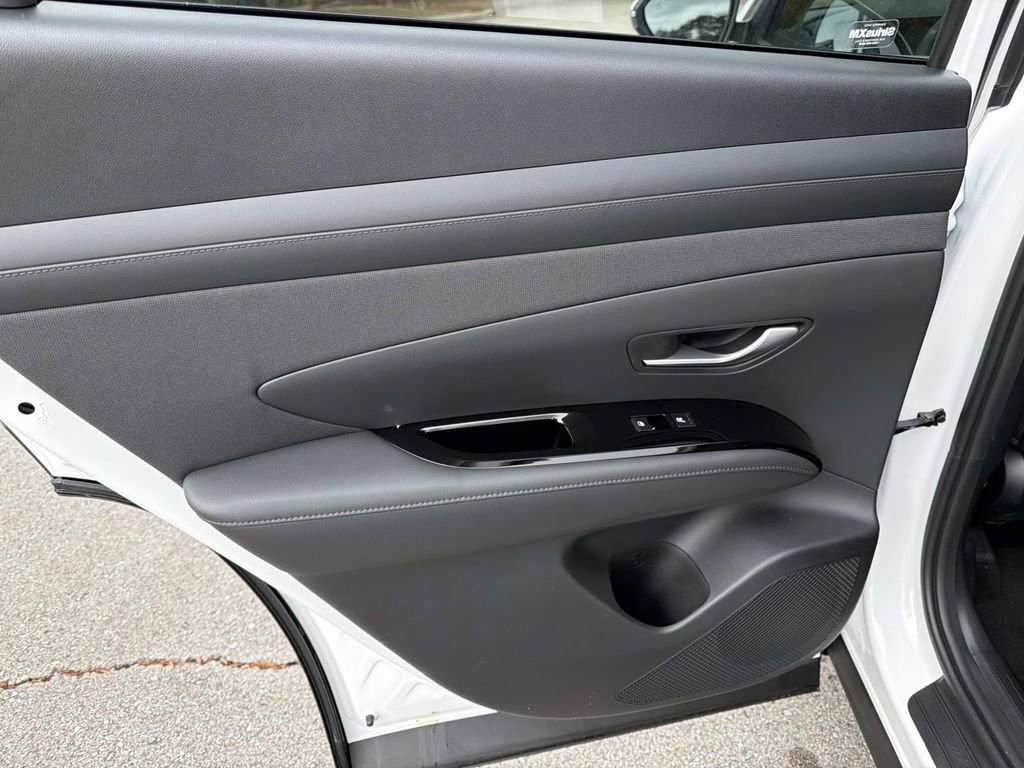 New 2026 Hyundai Tucson Limited image 12