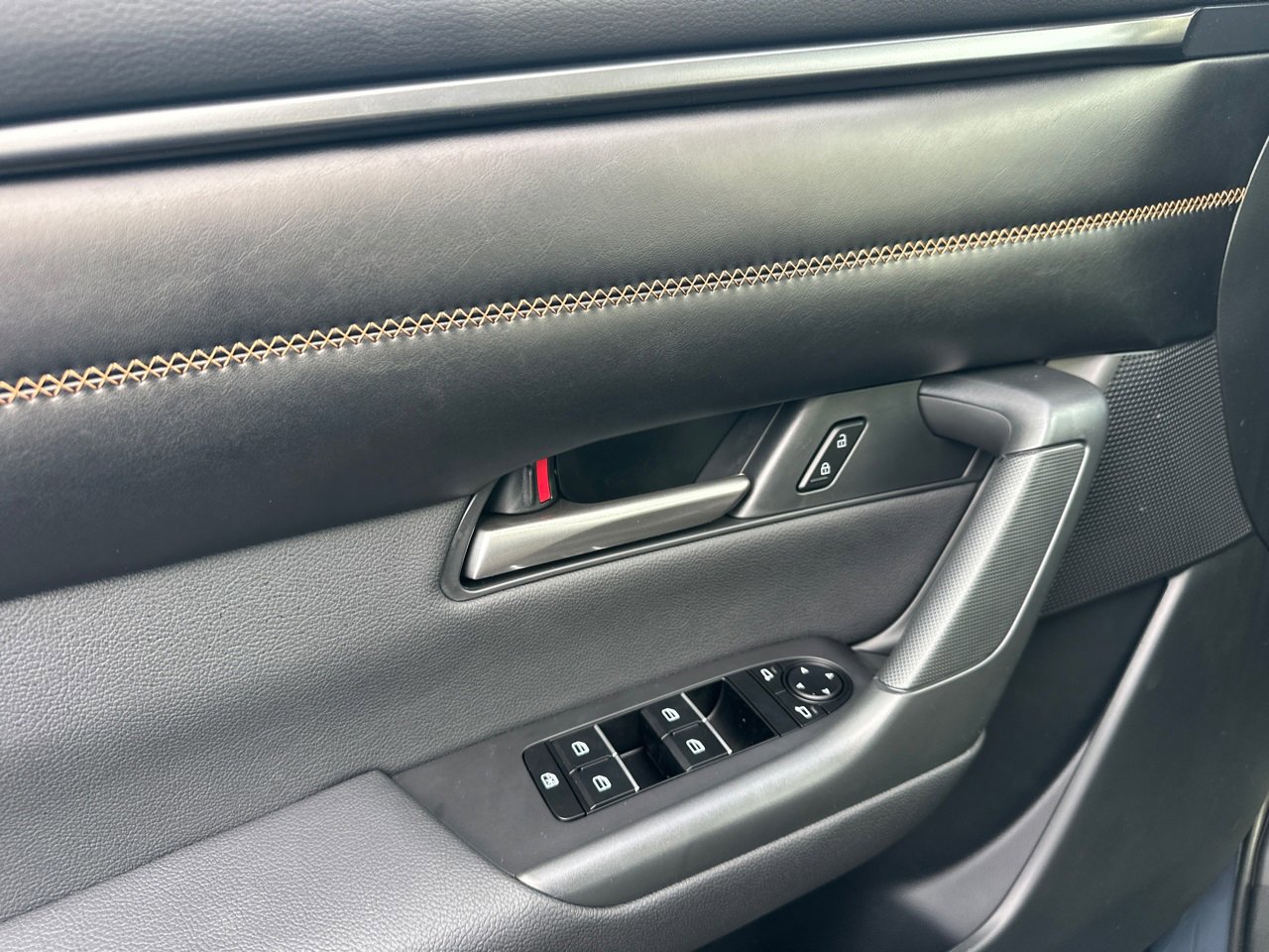 New 2026 MAZDA CX-50 AWD 2.5 Hybrid w/ Cargo Package image 36