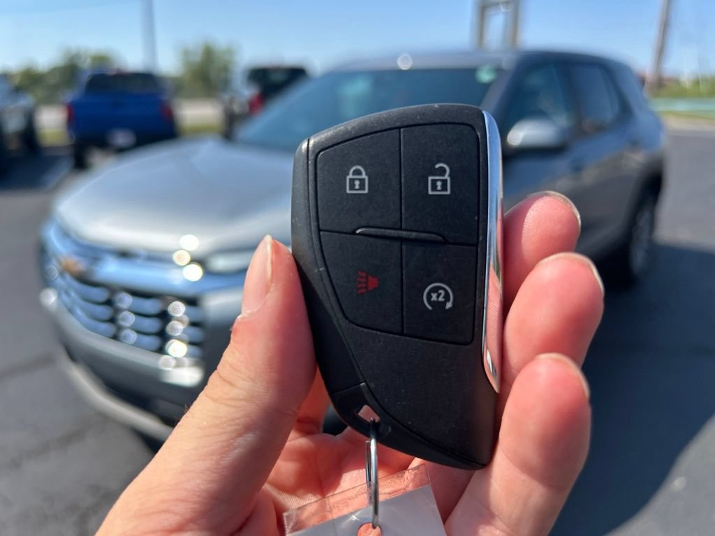 Used 2026 Chevrolet Equinox LT AWD/4WD image 44